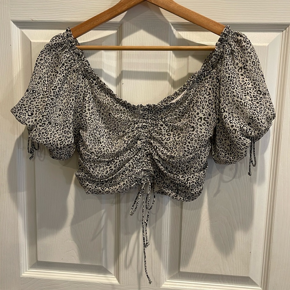 Cropped Blouse